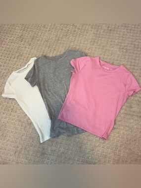 3 pack of basic t-shirts in white, gray, and pink #basics #bundle